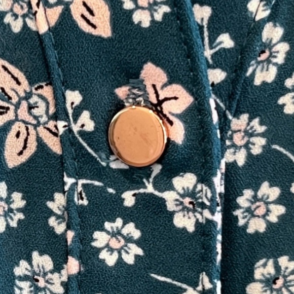 Candie's Parisian Ditsy Floral Adjustable Sleeves Button Up Split Hem Tunic XL - Picture 8 of 16